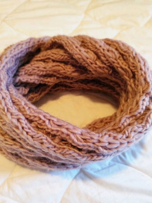 Infinity scarf dusty rose like new