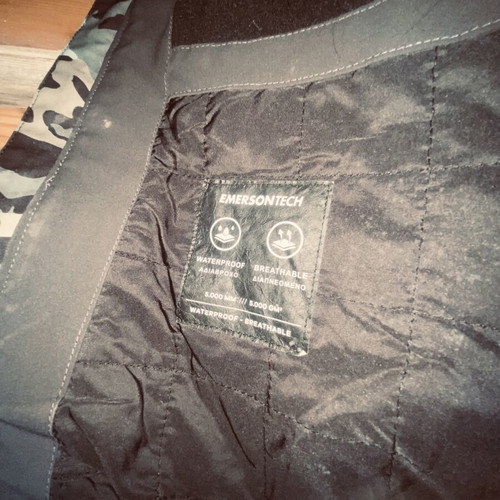 Emerson windbreaker like new, size L, green
