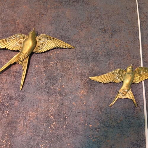 Decorative birds set of 3, like new, gold color