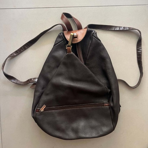 Vintage Thiros leather backpack used, brown