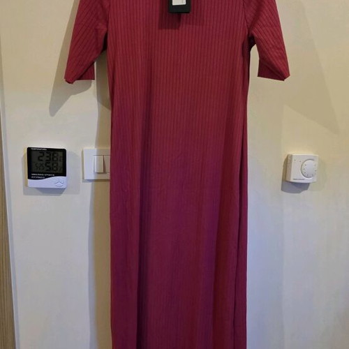 Sports dress new, burgundy and fuchsia