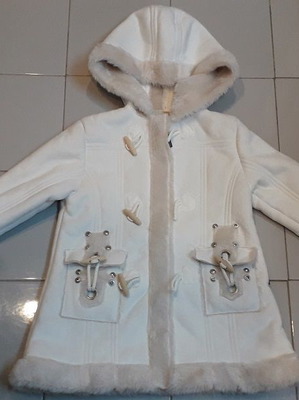 Cream coat for a little girl aged 1.5-2 years