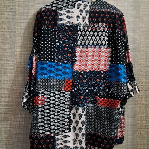 Boho cardigan Bershka NoS with pockets and side openings like new