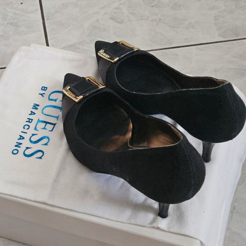 Guess by Marciano pumps size 41