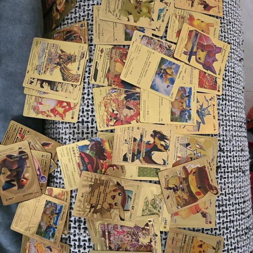 Pokémon gold cards like new, pack of 67 with 17 rare
