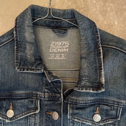 Zara jean jacket size XS like new