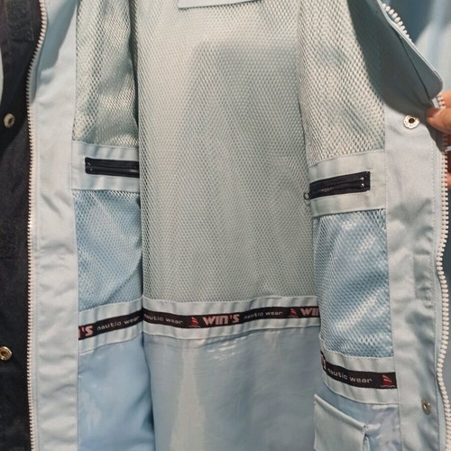 Wins light blue waterproof windbreaker like new, size S