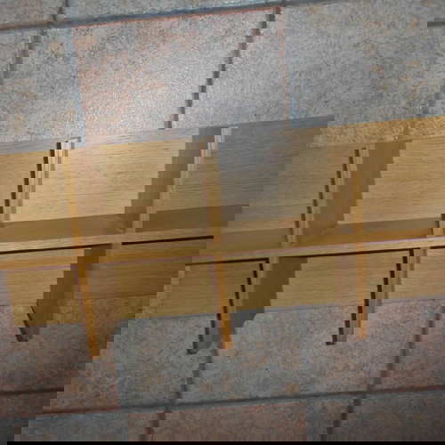 Ξύλινο ράφι σαν καινούργιο, διαστάσεις 77x16x30 cm