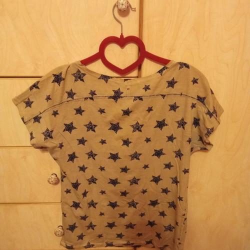 Attrattivo t-shirt used, size small, grey-beige with blue stars