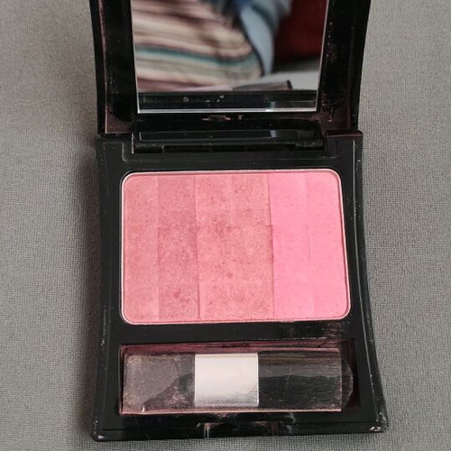 FABB lipstick, ESSENCE eyeshadow and ASTOR blush used