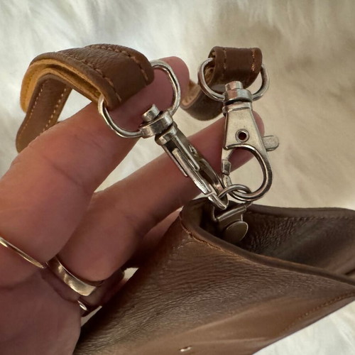 Leather envelope bag used, brown, with shoulder and hand strap