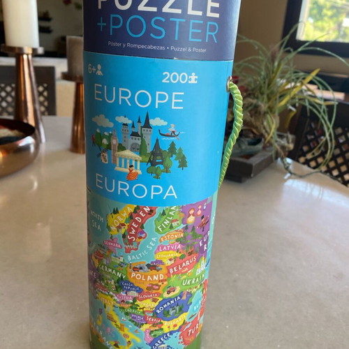 Europe Puzzle 200 pieces new with poster