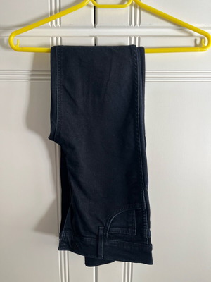 Τζιν Levi’s skinny σαν καινούργιο, σκούρο μπλε, No27, μέγεθος S