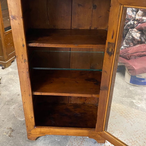 Vintage display cabinet with shelves used, 65 x 40 x 125 cm