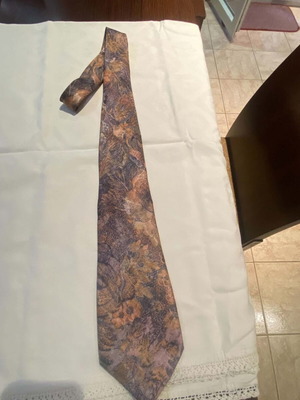 Tie Pierre Cardin like new