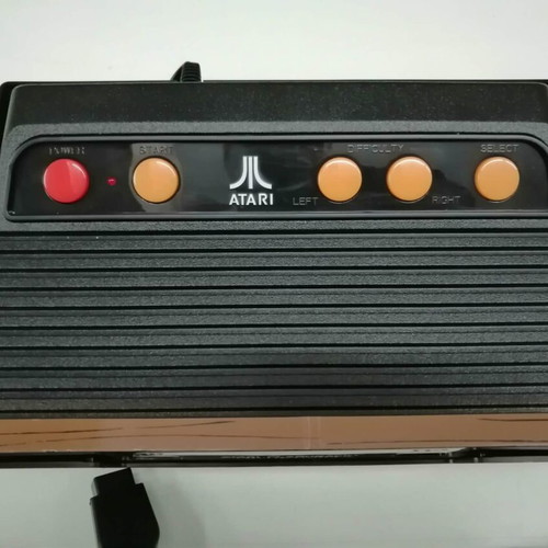 Atari Flashback 8 40th Anniversary Edition Classic Game console like new, 105 games