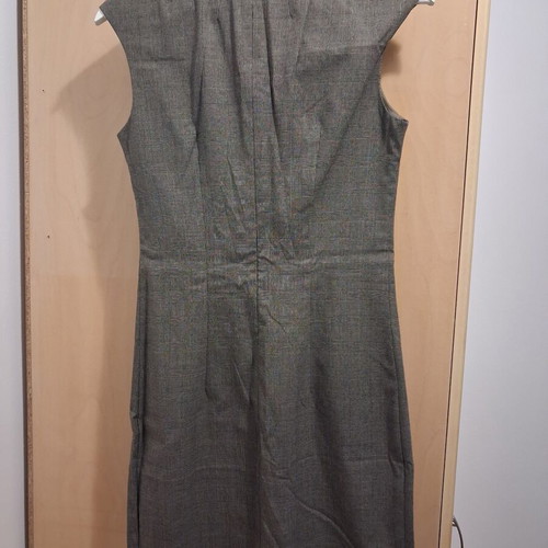 Benetton women's dress like new, grey checkered