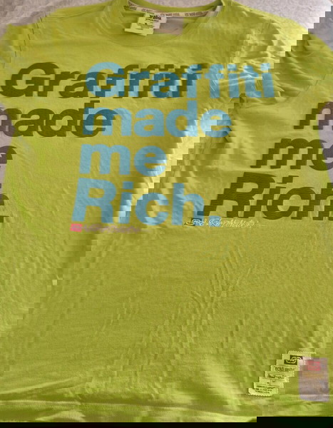 T-shirt medium