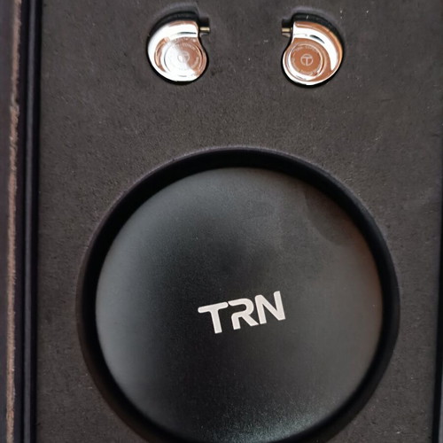 TRN Conch earbuds