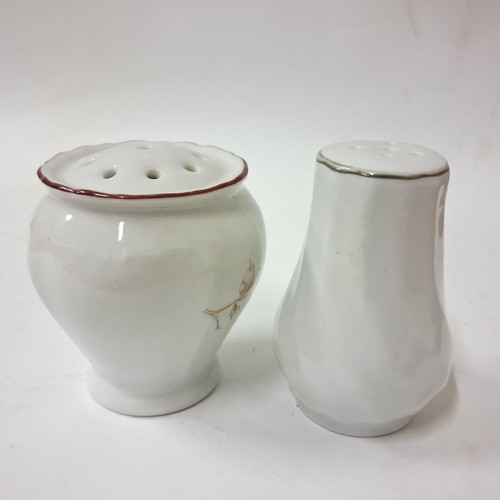 Vintage Porcelain Salt and Pepper Shakers Set like new, hand-decorated