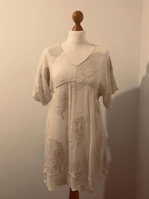 Zara tunic white cotton embroidered dress new, size S