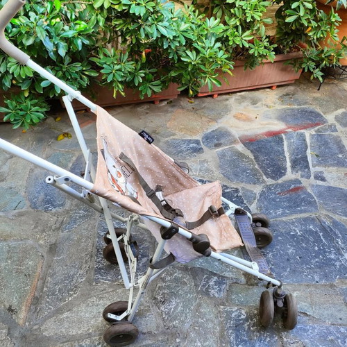 Lorelli stroller like new, very light and clean