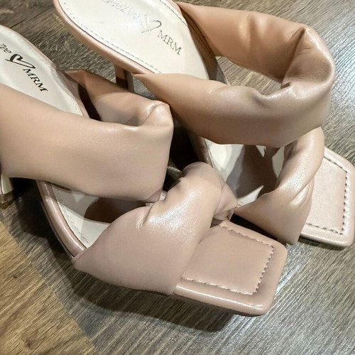 Deezee high heel shoes like new, beige and pink, size 36
