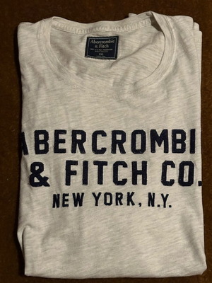 Abercrombie men's T-shirt XXL white like new