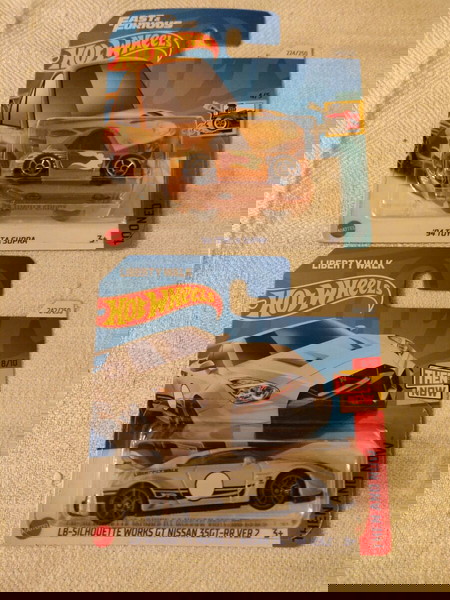 hot wheels Nissan 35gt και Toyota Supra