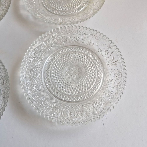 Vintage cake plates set of 4 like new with embossed design
