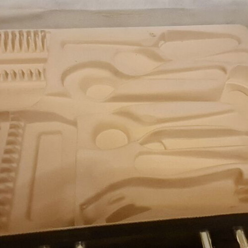 Vicko Serving Set Case like new