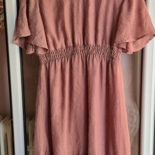 Dusty Pink Dress like new, airy with ruffles