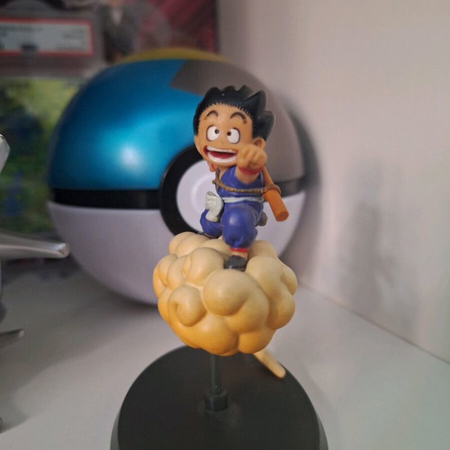 Dragon Ball Kid Goku figure Hachette like new