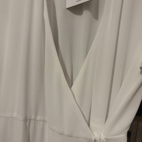 Toi&Moi white dress new, size medium