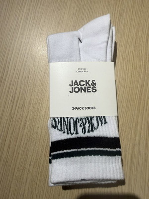 Jack & Jones κάλτσες σε μαύρο και λευκό, πακέτο 3 τεμαχίων σε ένα μέγεθος