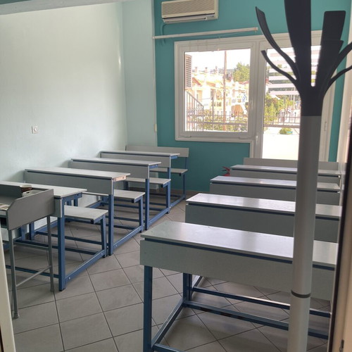 School desks like new with iron frame and wooden surface in three colors