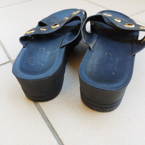 Parex Anatomic women's anatomical slippers size 38 like new, black