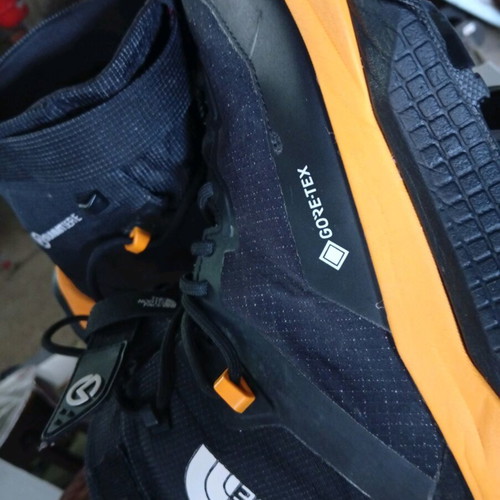 The North Face Summit Fastpack GTX hiking boots, black/yellow, size 44