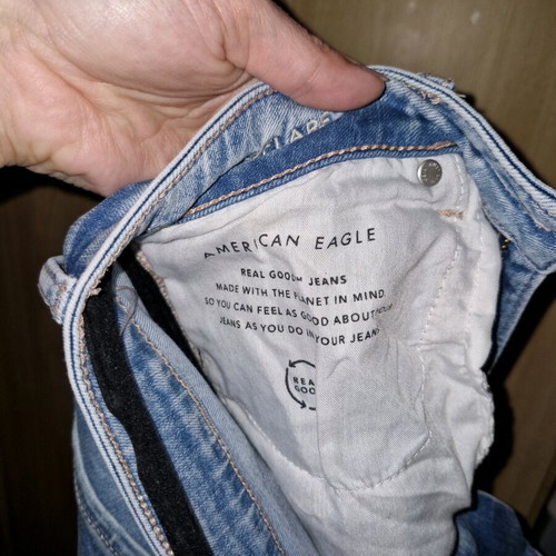 American Eagle flared jeans with rips like new, size L