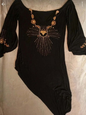 Asymmetric blouse with gold embroidery and bell sleeves like new, M/L, black