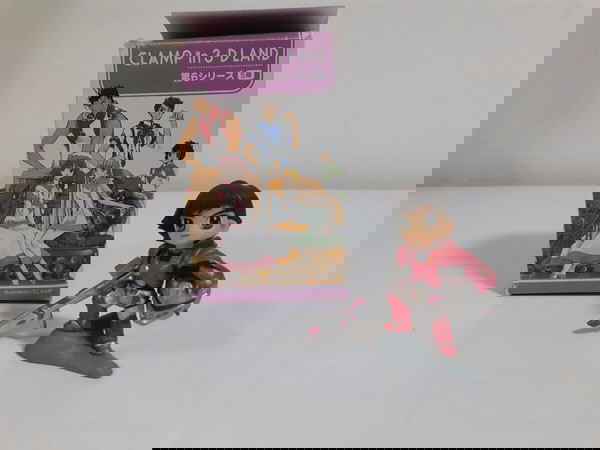 ΜΙΚΡΗ ΦΙΓΟΥΡΑ CLAMP IN 3-D LAND