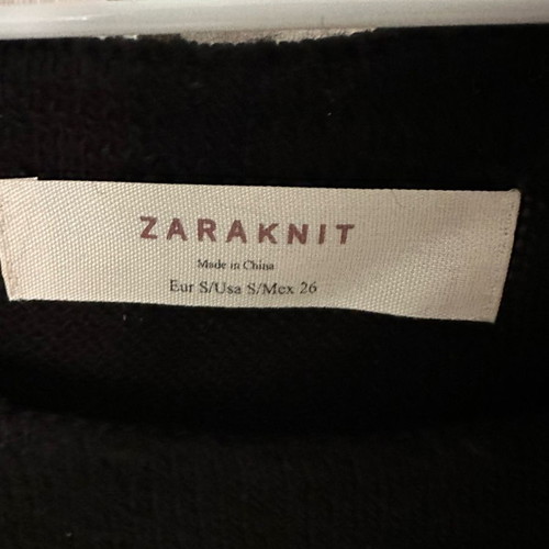 Zara knit top used, small, black with pattern