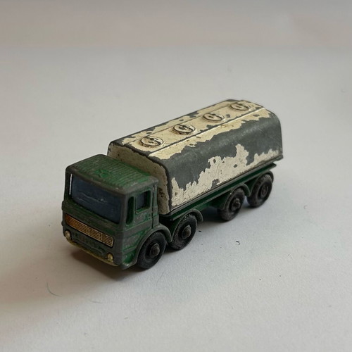 Matchbox Series Lesney No 32 Leyland Petrol Tanker μεταχειρισμένο