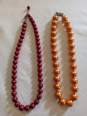 Necklaces with colorful beads like new, set of 2 pieces