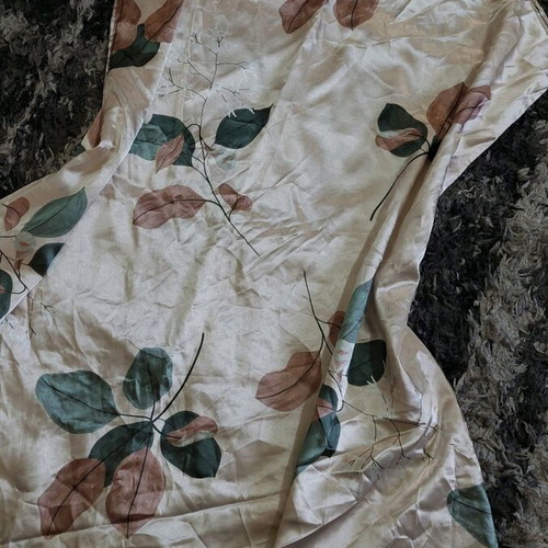 Satin nightdress with adjustable straps like new, size M, beige and green