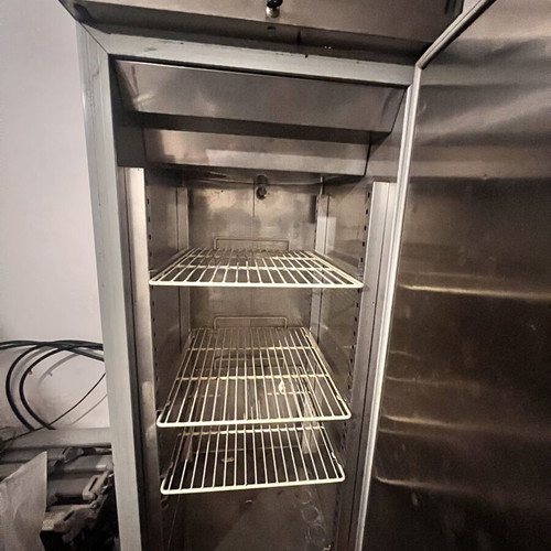 Professional refrigerator like new, 73x80x209 cm
