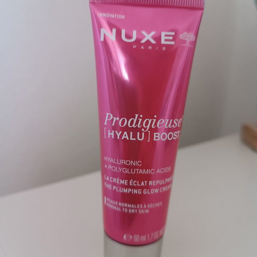 Nuxe Prodigieuse Hyalu Boost face cream