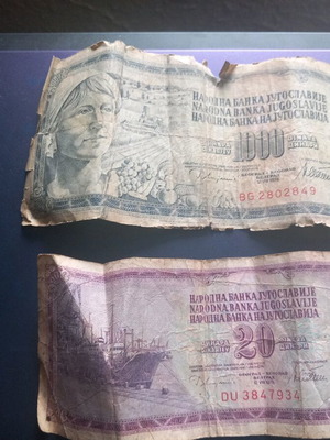 Paper money used 1000 and 20 dinars Yugoslavia 70s