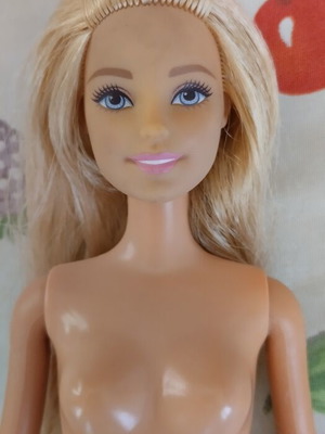 Barbie doll like new