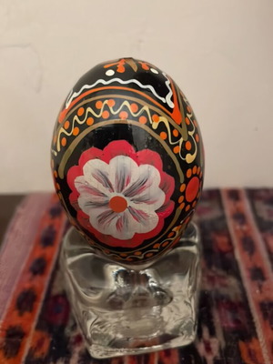 Wooden painted egg new for decoration